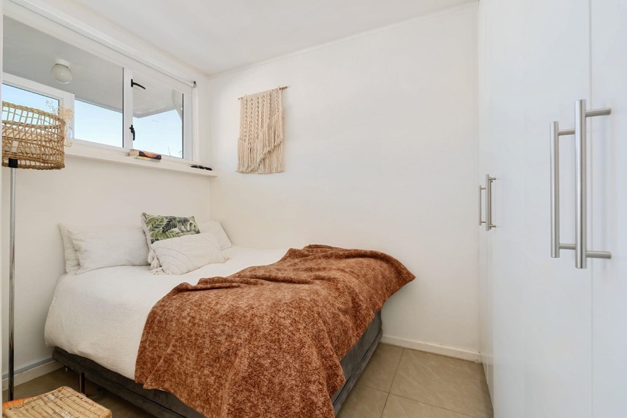 0 Bedroom Property for Sale in Sea Point Western Cape